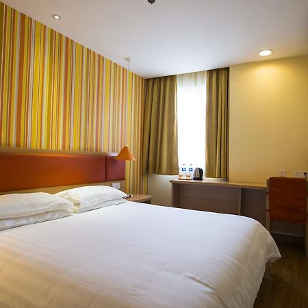 Home Inn Changchun Dajing Road Ouya Outlets Exteriör bild