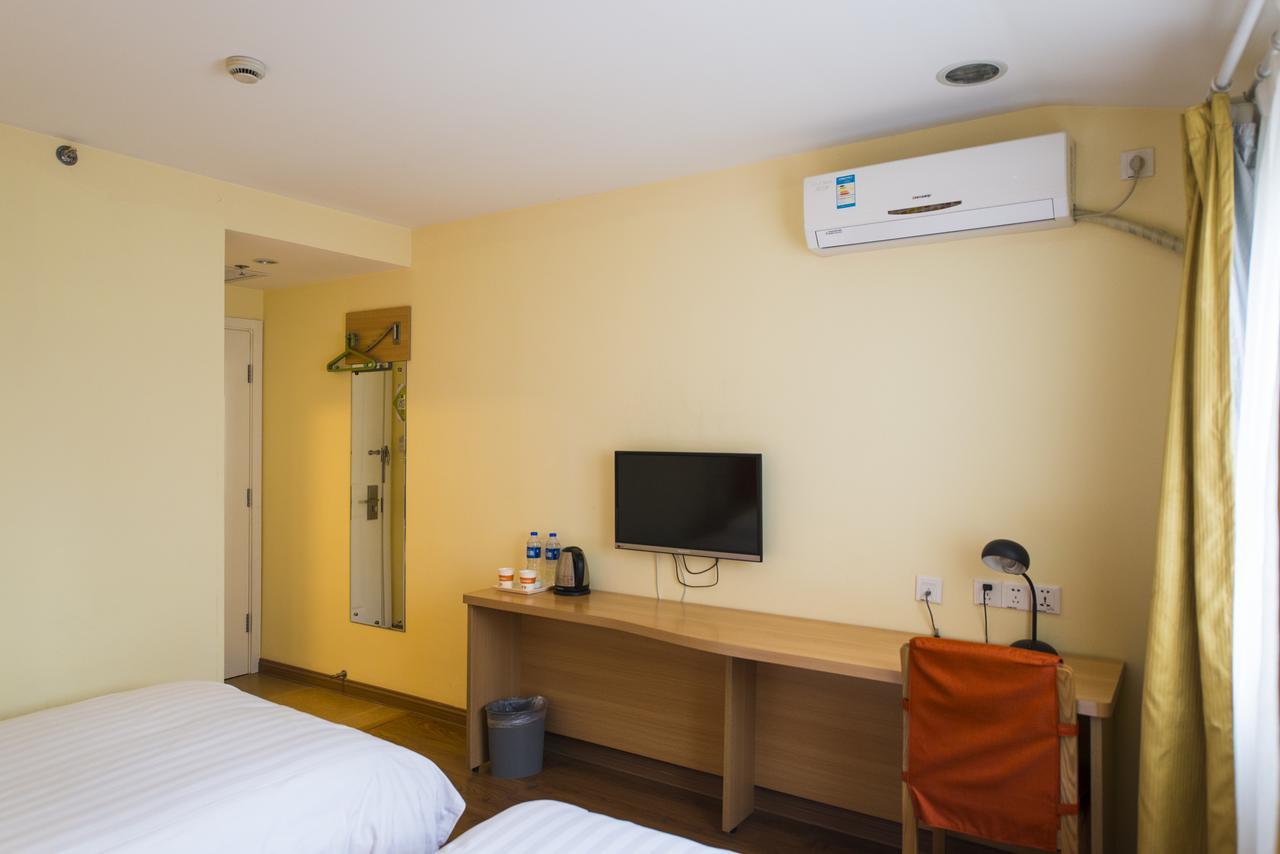 Home Inn Changchun Dajing Road Ouya Outlets Exteriör bild