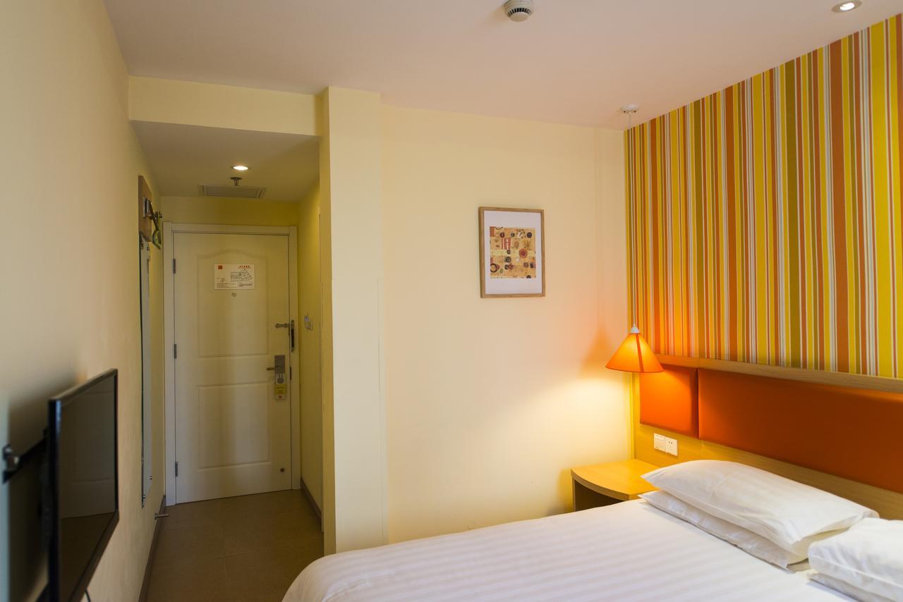 Home Inn Changchun Dajing Road Ouya Outlets Exteriör bild