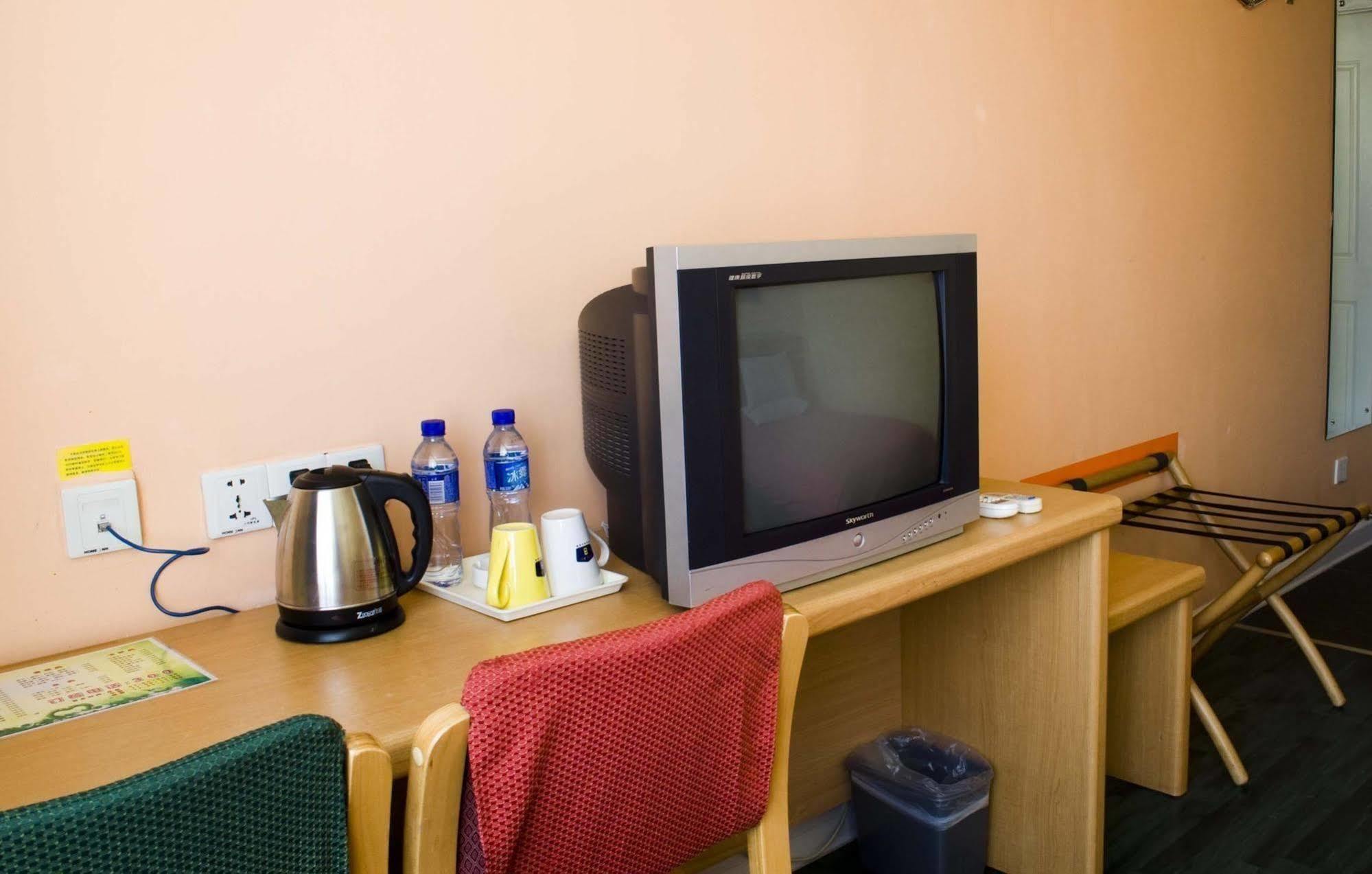 Home Inn Changchun Dajing Road Ouya Outlets Exteriör bild